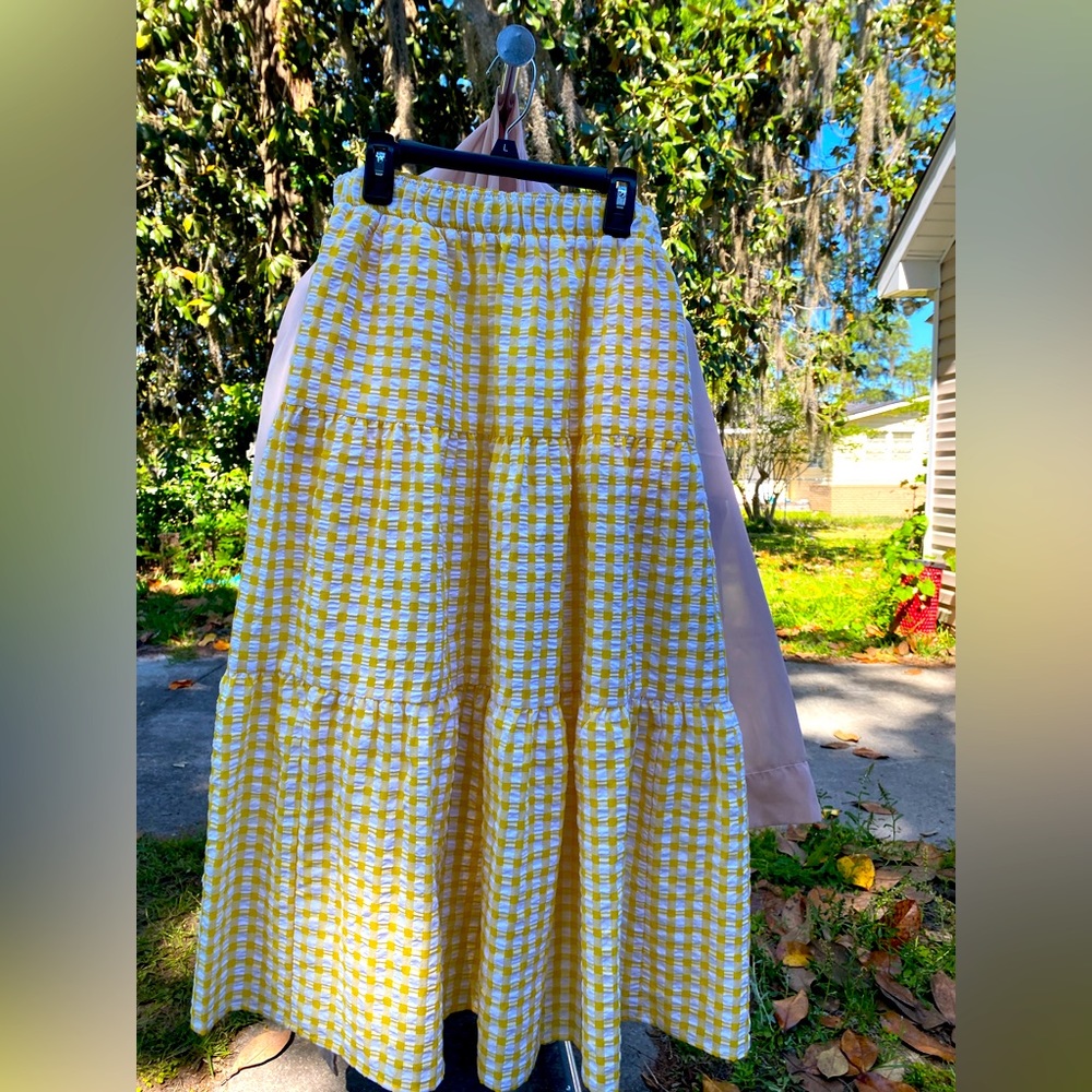 Yellow and white long skirt